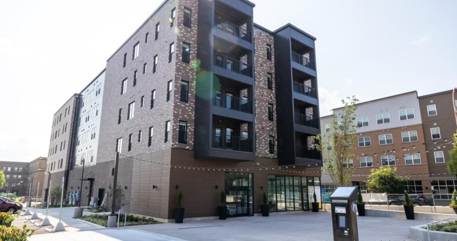 Paramount-1.jpg - Dayton Ohio